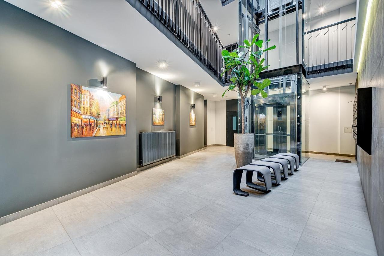 Happy Inn Presidential, Self Check-In, Parking In The Underground Garage Vilnius Luaran gambar