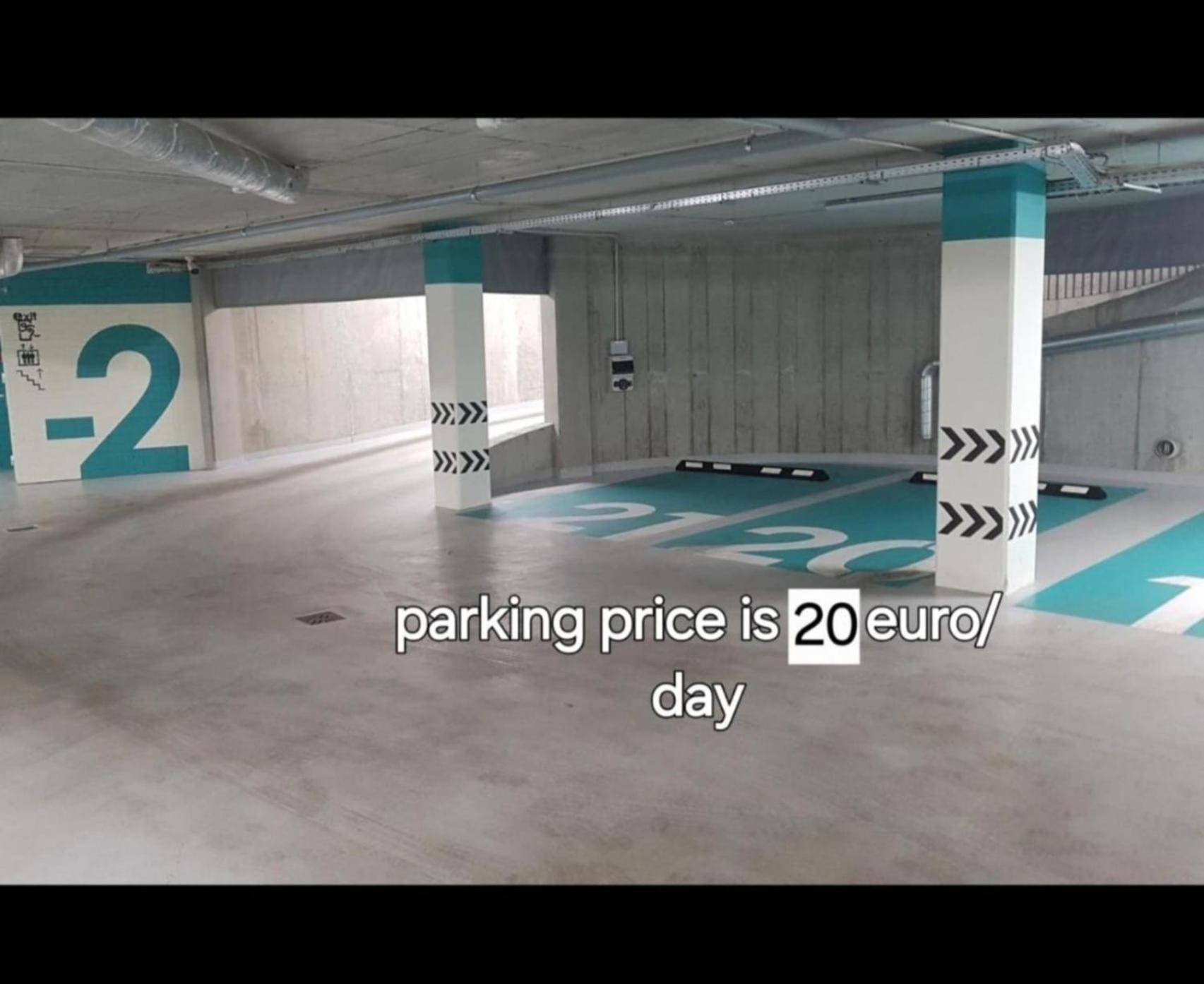 Happy Inn Presidential, Self Check-In, Parking In The Underground Garage Vilnius Luaran gambar