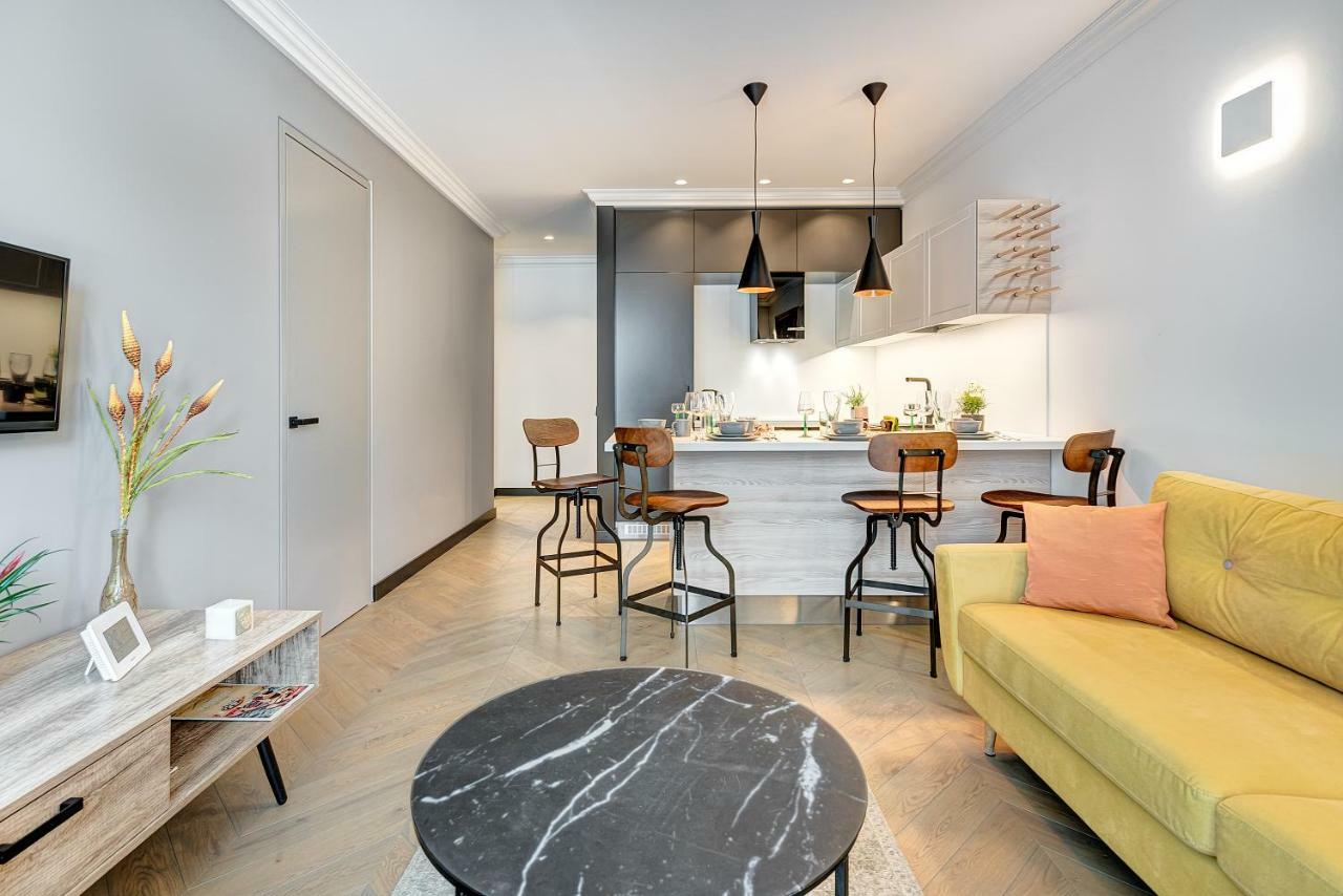 Happy Inn Presidential, Self Check-In, Parking In The Underground Garage Vilnius Luaran gambar