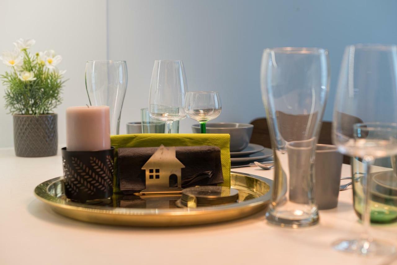 Happy Inn Presidential, Self Check-In, Parking In The Underground Garage Vilnius Luaran gambar